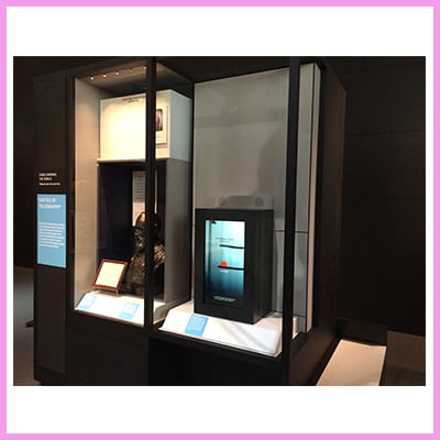 cds SCIENCE MUSEUM DISPLAYS