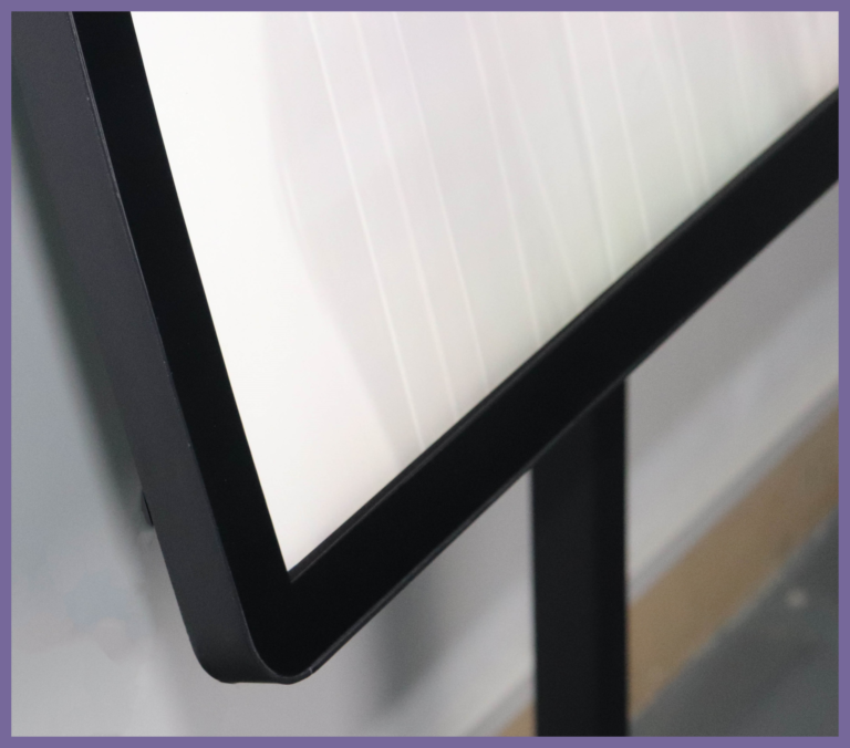 CDS 43 inch curved with border