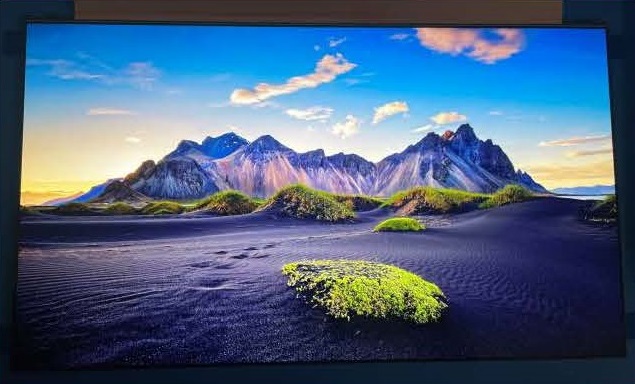 OLED displays 4K